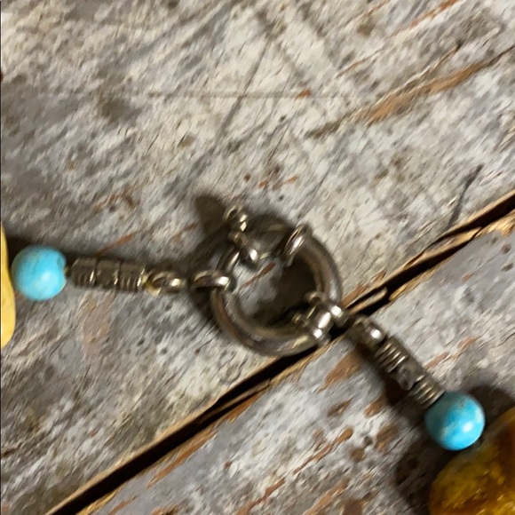 Turquoise Necklace - Picture 4 of 4